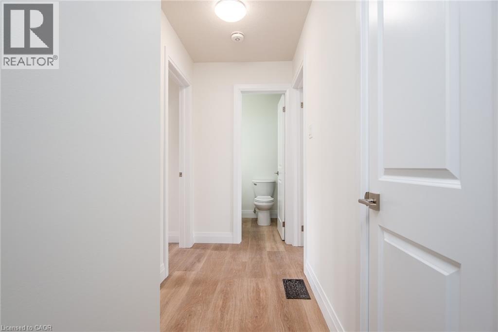 27 QUEENSTON Drive thumbnail 30