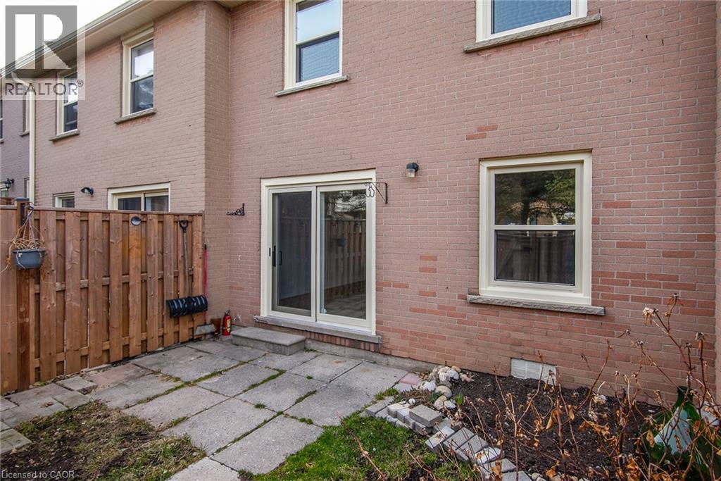 27 QUEENSTON Drive thumbnail 35