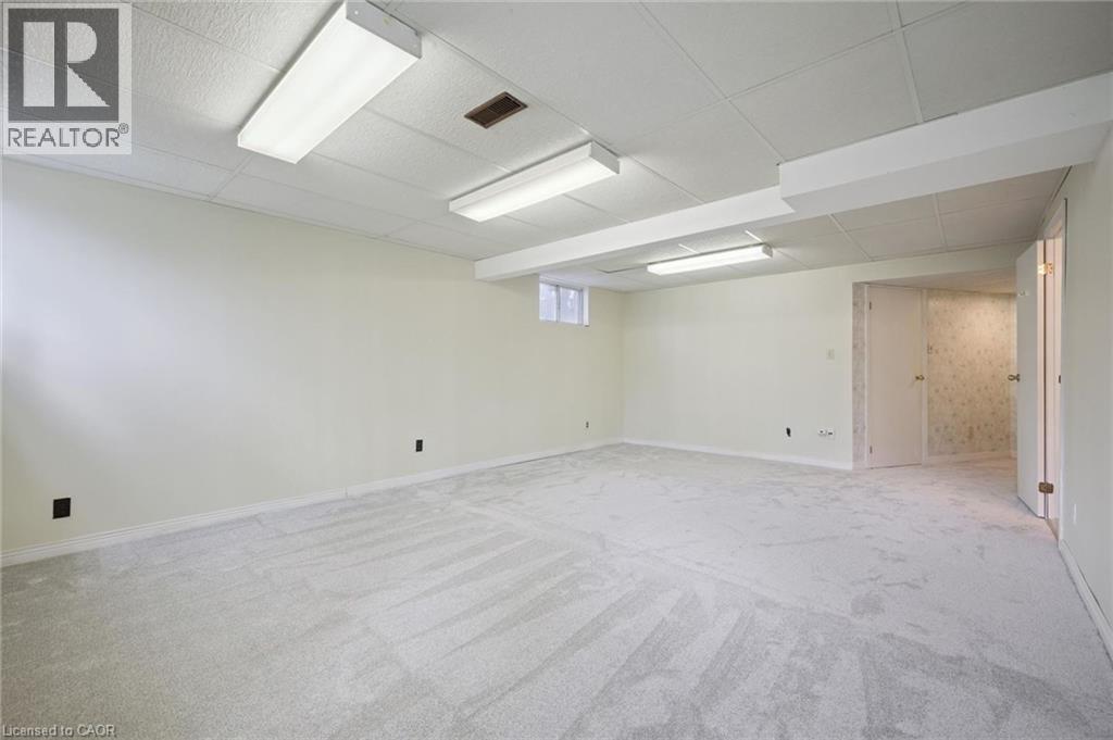 363 NORTHLAKE Drive thumbnail 42