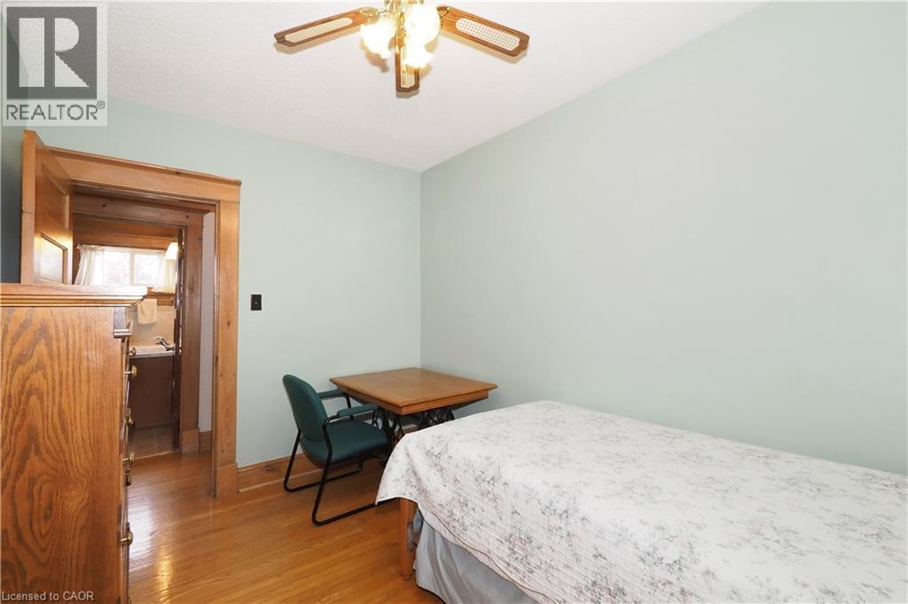 373 GARDEN Street thumbnail 28