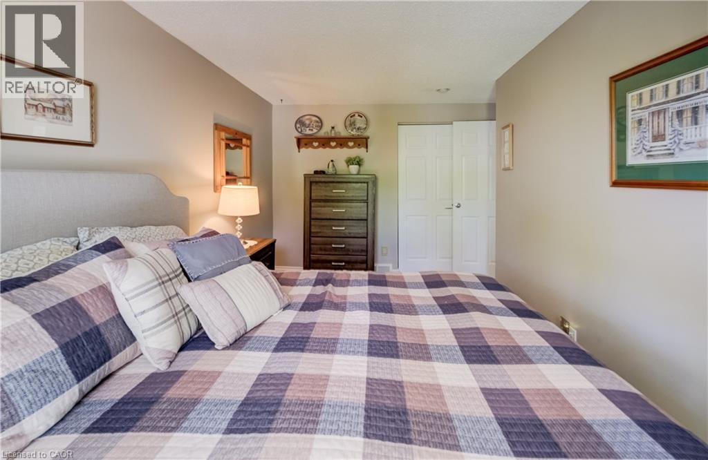 10 MEADOW WOODS Crescent thumbnail 19
