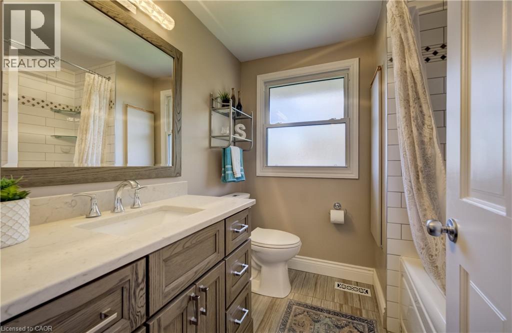 10 MEADOW WOODS Crescent thumbnail 21