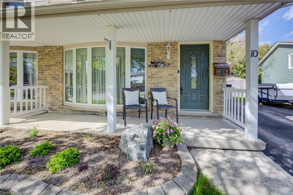 10 MEADOW WOODS Crescent thumbnail 3