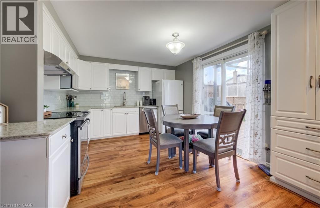 10 MEADOW WOODS Crescent thumbnail 8