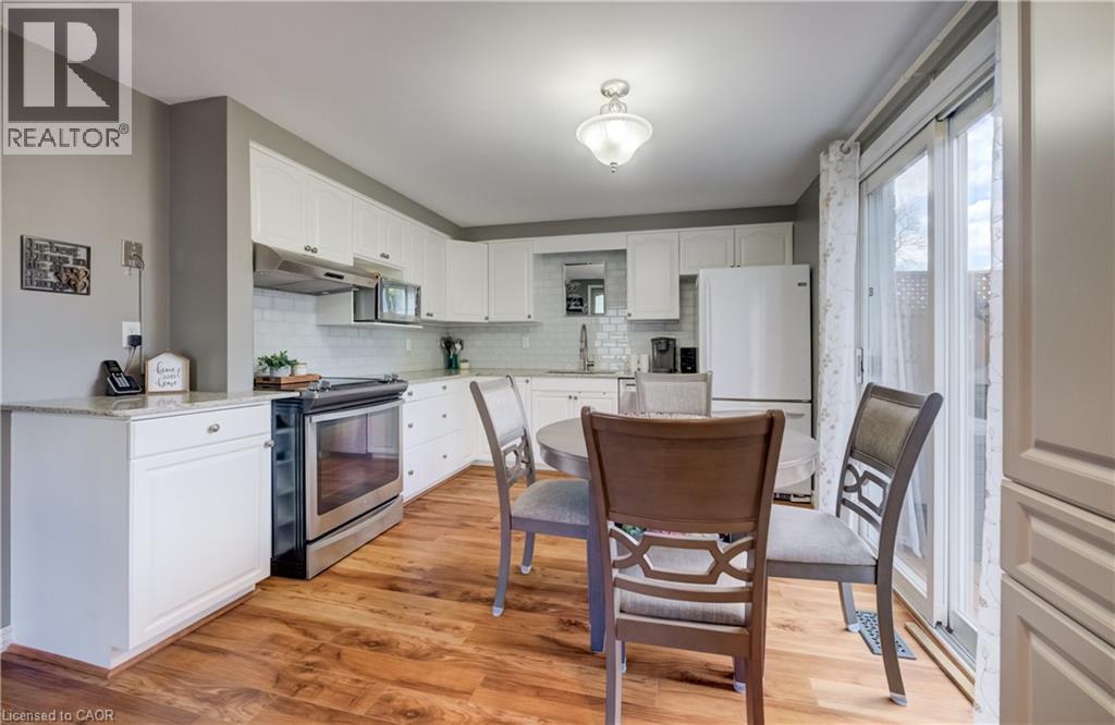 10 MEADOW WOODS Crescent thumbnail 9