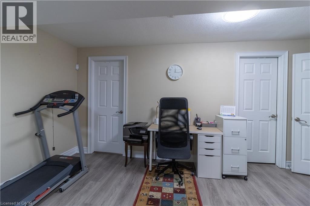 779 SNOWBERRY Court thumbnail 39