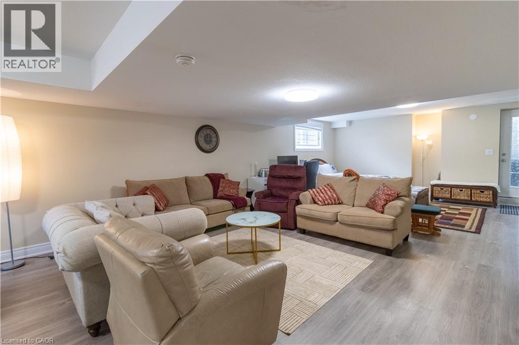 779 SNOWBERRY Court thumbnail 46