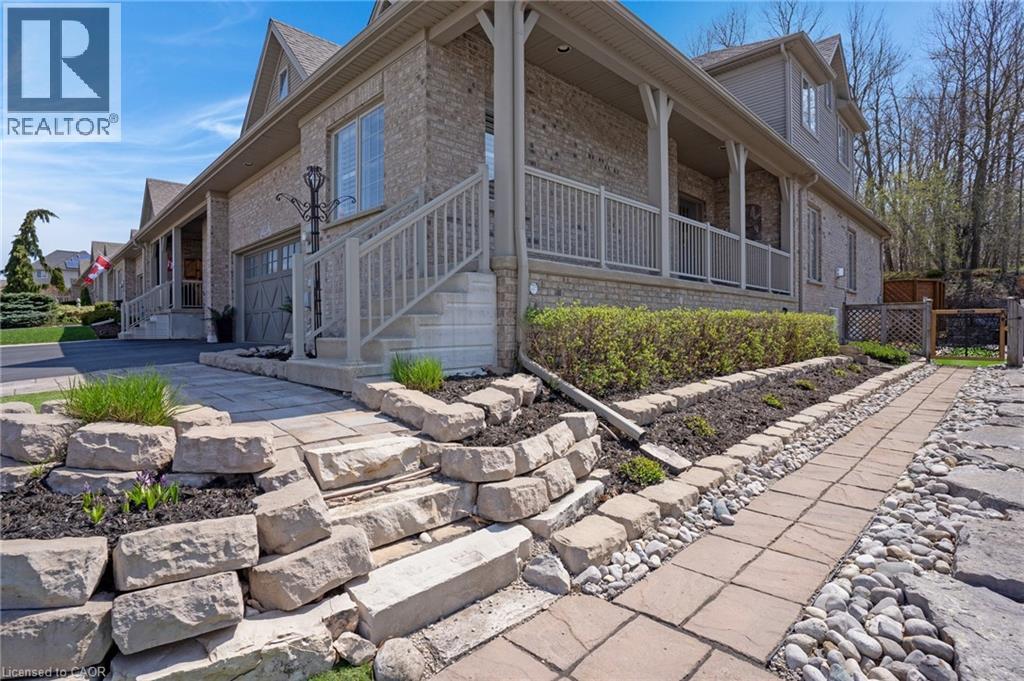 227 CHESTNUT HILL Crescent thumbnail 2