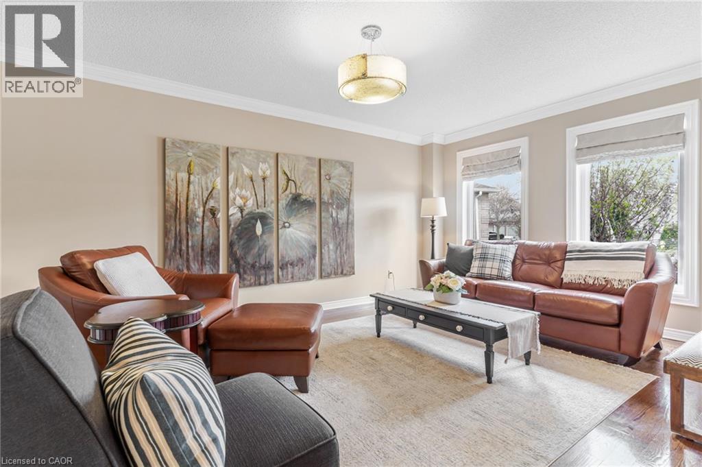 667 BURNETT Avenue thumbnail 19