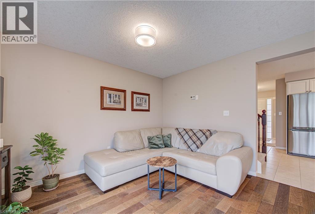 42 FALLOWFIELD Drive Unit# 22 thumbnail 15