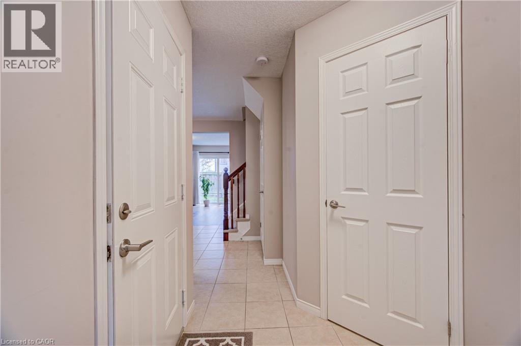 42 FALLOWFIELD Drive Unit# 22 thumbnail 6