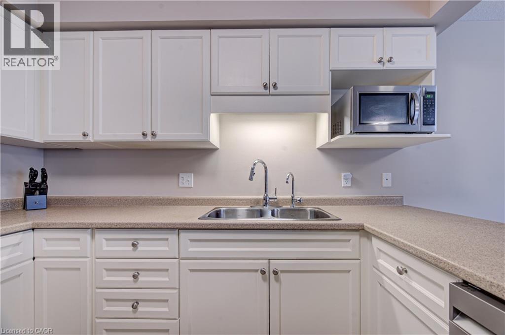 42 FALLOWFIELD Drive Unit# 22 thumbnail 12