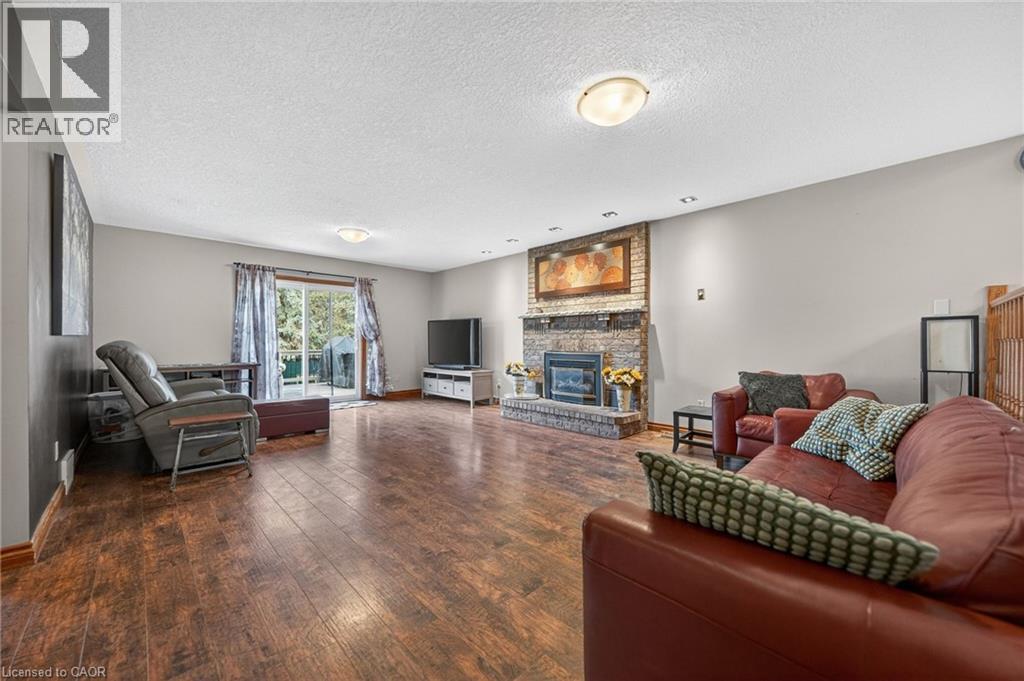 86 CHIMNEY HILL Drive thumbnail 19