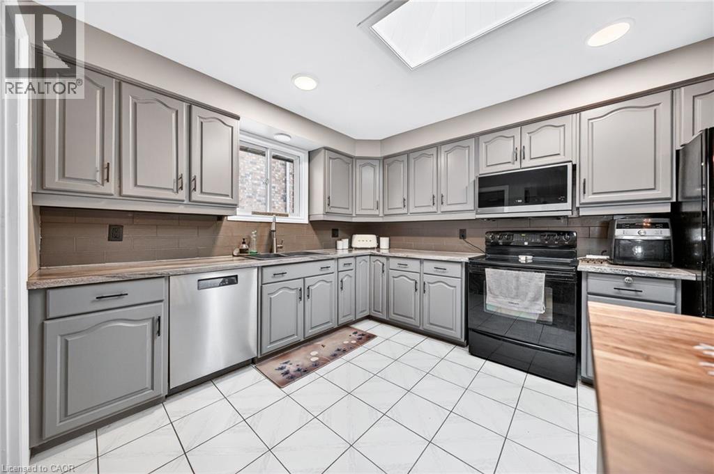 86 CHIMNEY HILL Drive thumbnail 14
