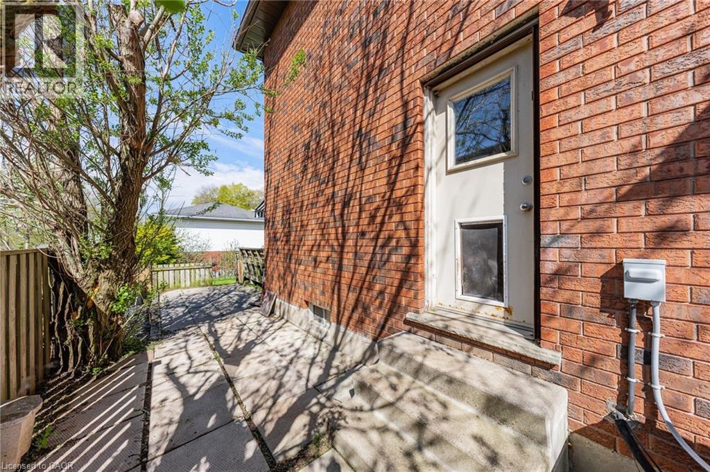 86 CHIMNEY HILL Drive thumbnail 38
