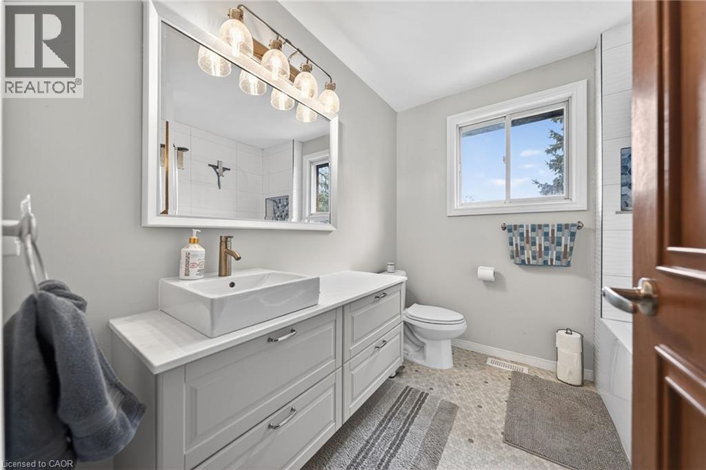 86 CHIMNEY HILL Drive thumbnail 29