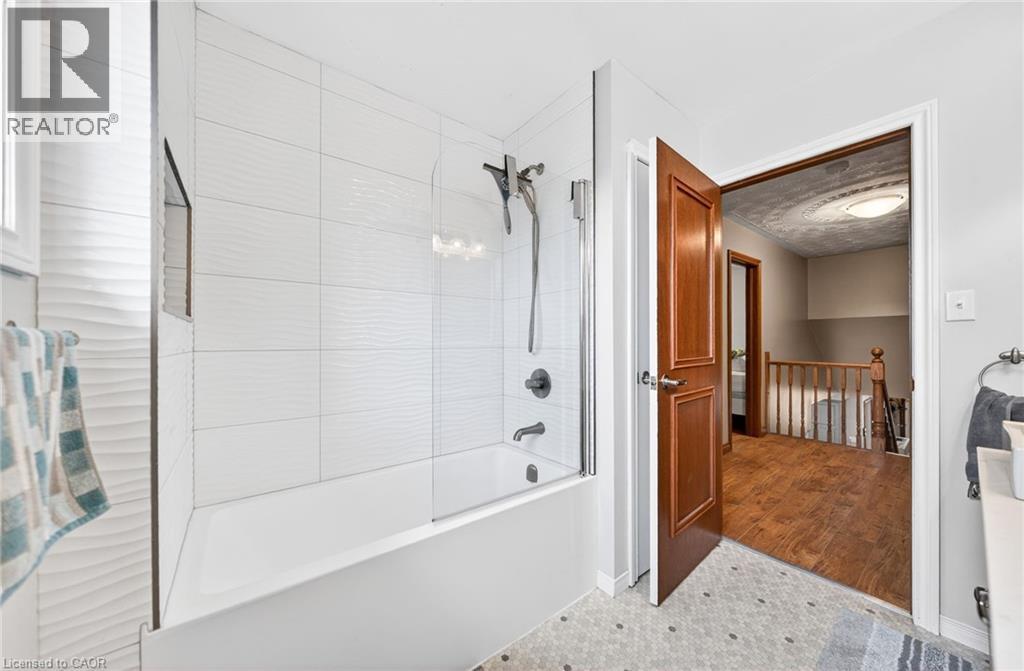 86 CHIMNEY HILL Drive thumbnail 30