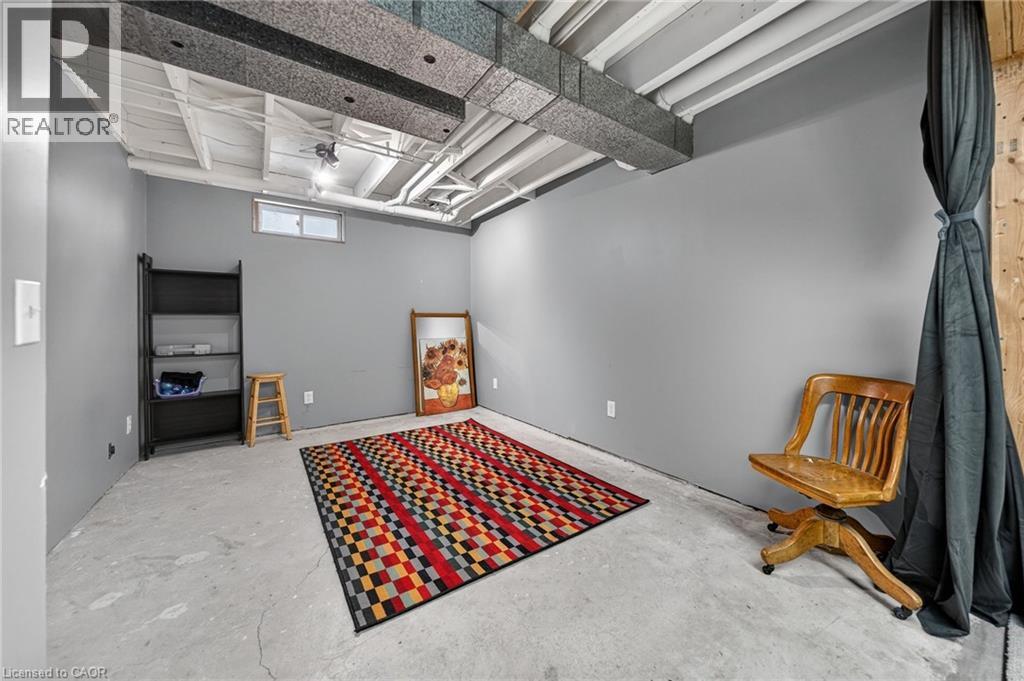 86 CHIMNEY HILL Drive thumbnail 37