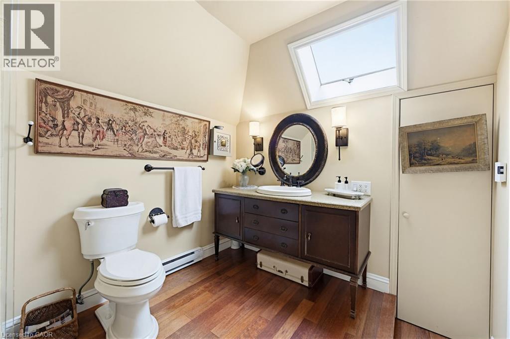 33 BRANT Road N thumbnail 33