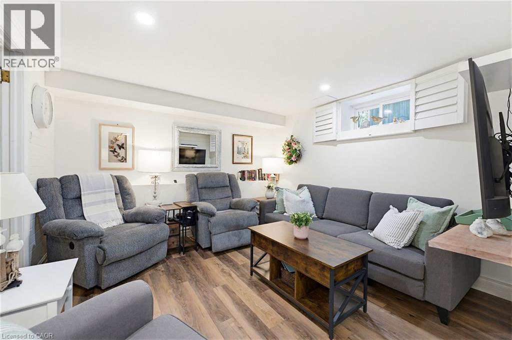 33 BRANT Road N thumbnail 35