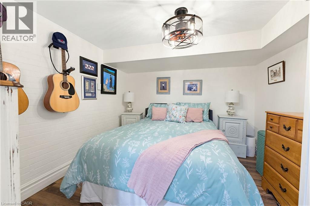 33 BRANT Road N thumbnail 36
