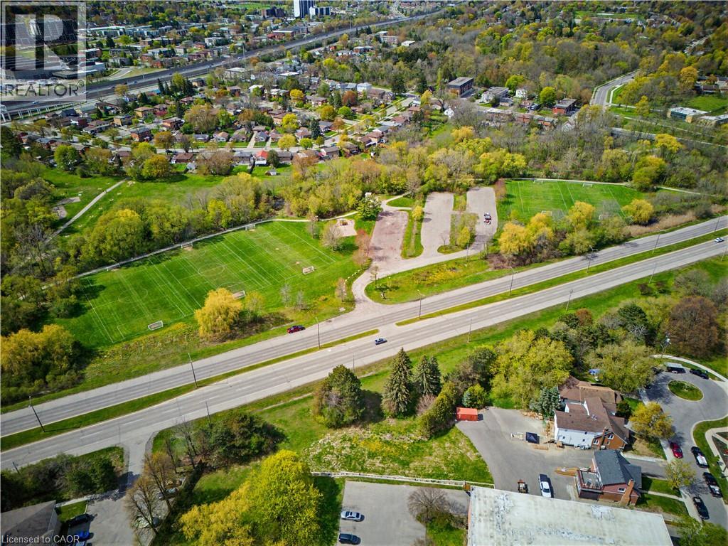 30 HUGO Crescent Unit# 110 thumbnail 31