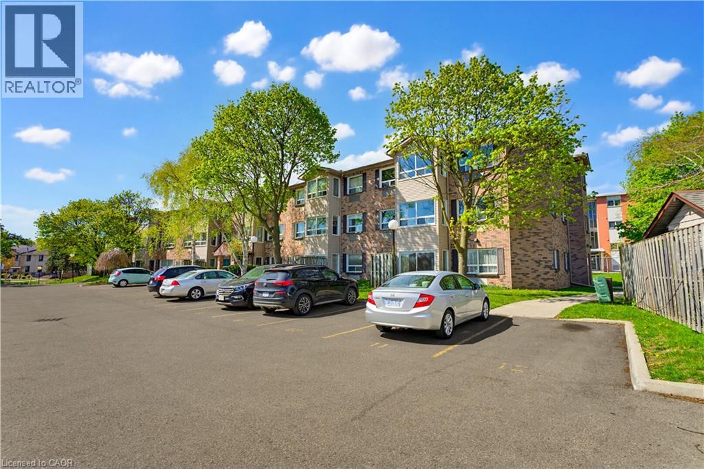 30 HUGO Crescent Unit# 110 thumbnail 4