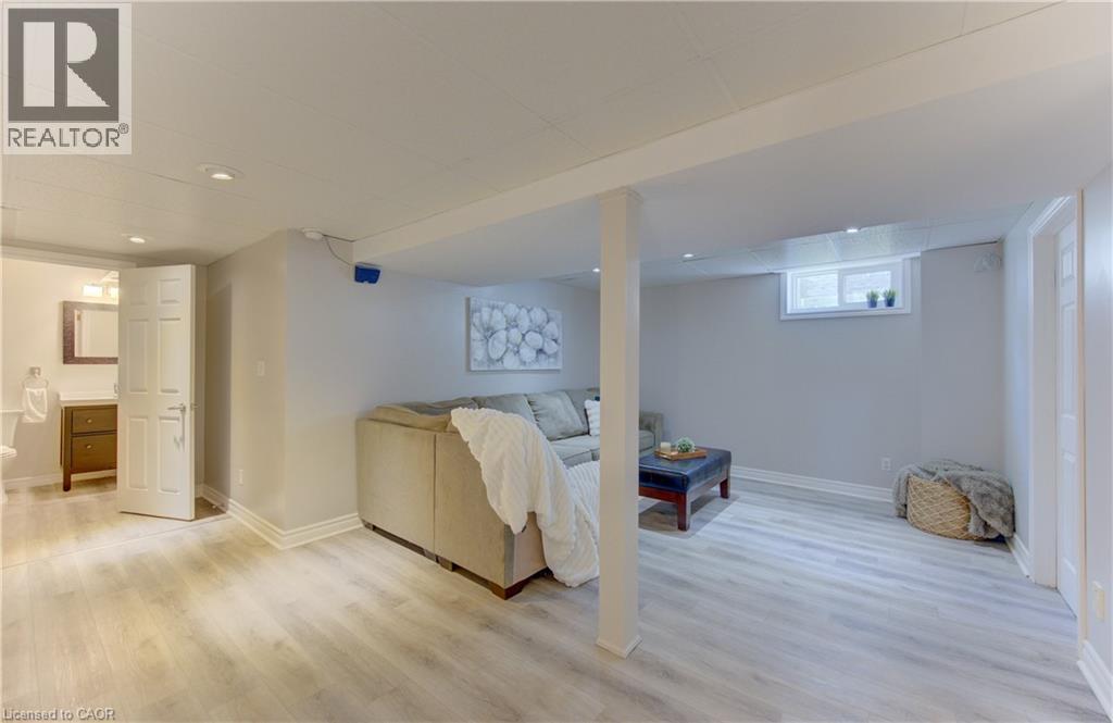 3 MARLIS Crescent thumbnail 30