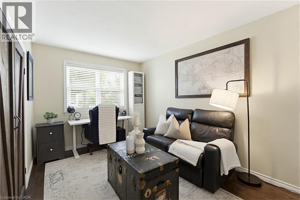 60 AVENUE Road thumbnail 15