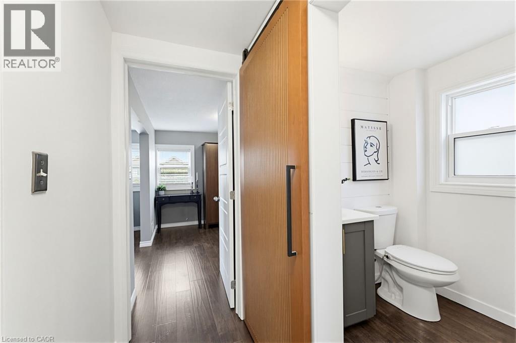 60 AVENUE Road thumbnail 19
