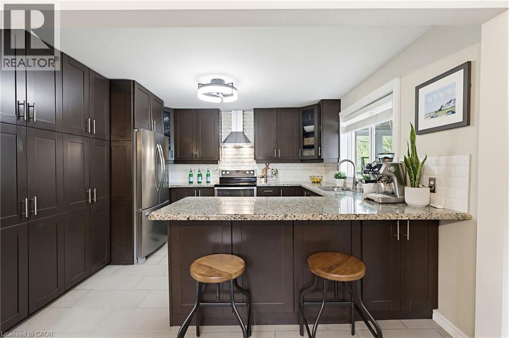 60 AVENUE Road thumbnail 8