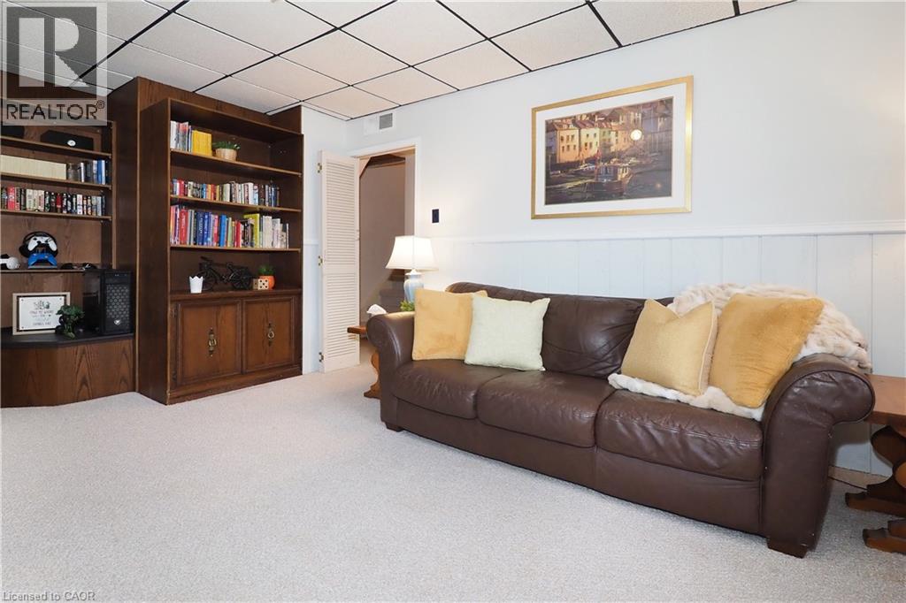 88 GILMOUR Crescent thumbnail 22