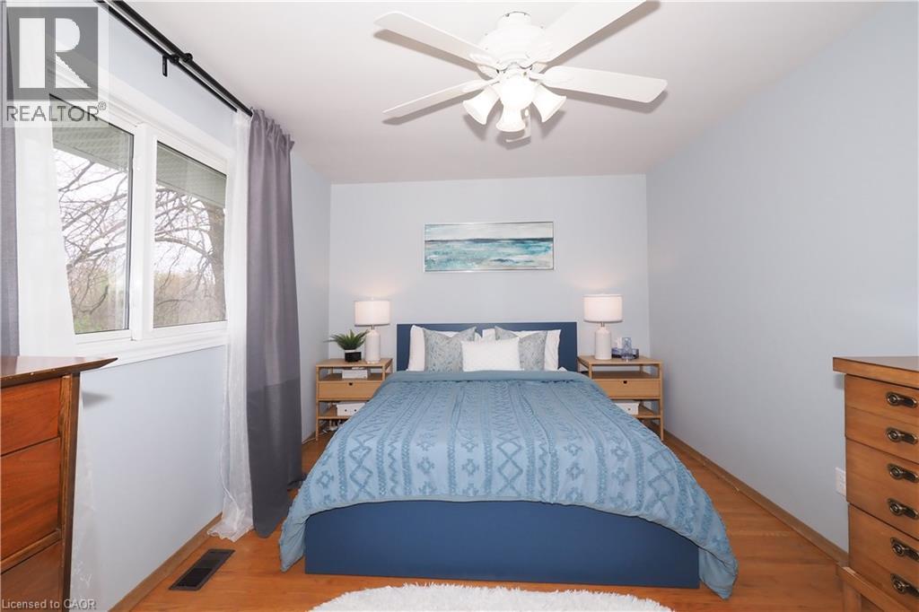 88 GILMOUR Crescent thumbnail 13