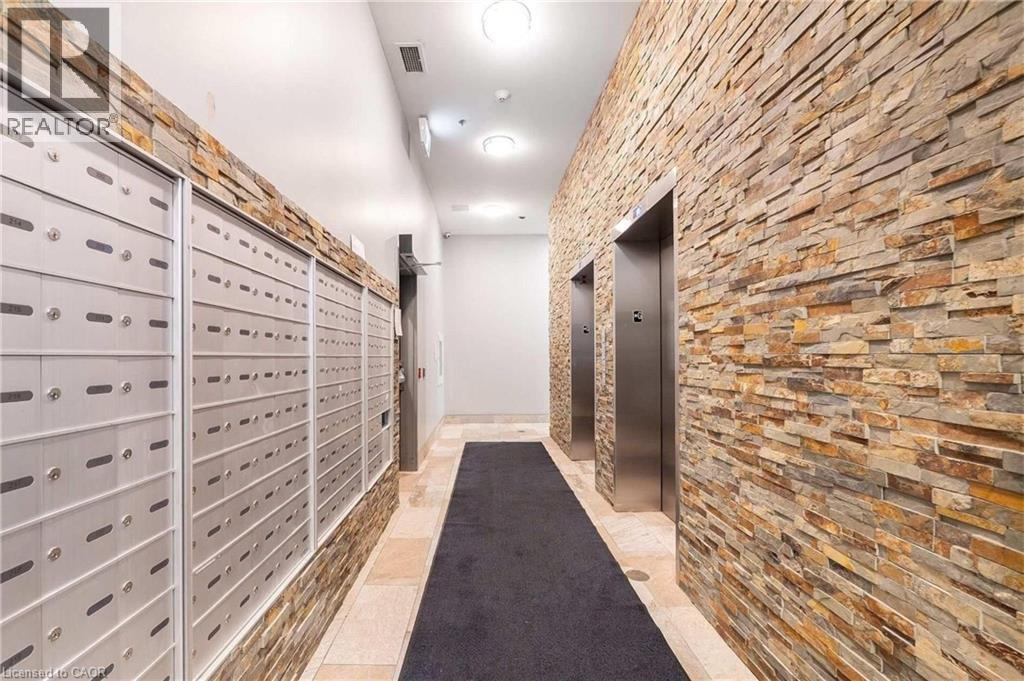 308 LESTER Street Unit# 431 thumbnail 5