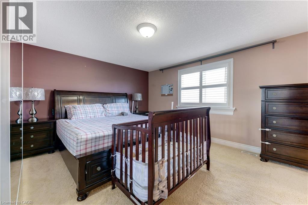 437 BEAUMONT Crescent thumbnail 16