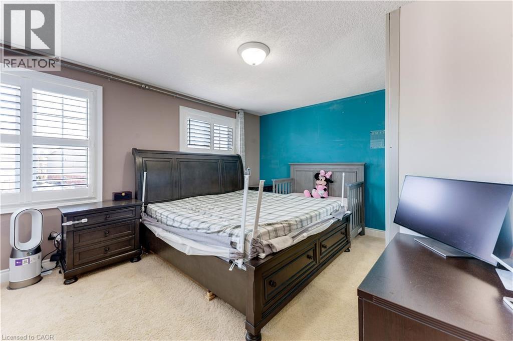 437 BEAUMONT Crescent thumbnail 24