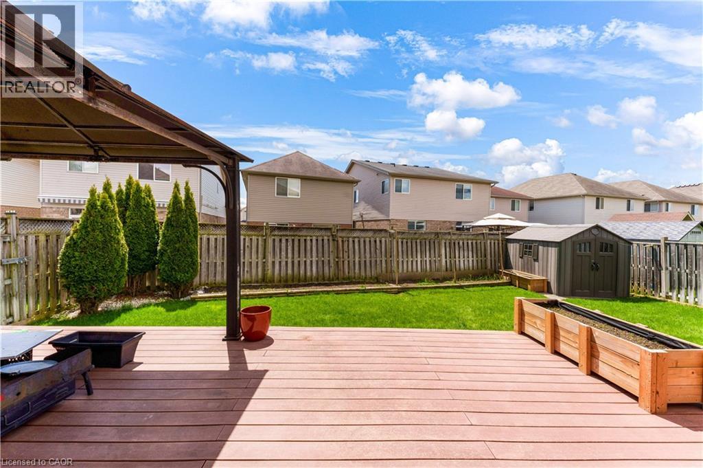 437 BEAUMONT Crescent thumbnail 43