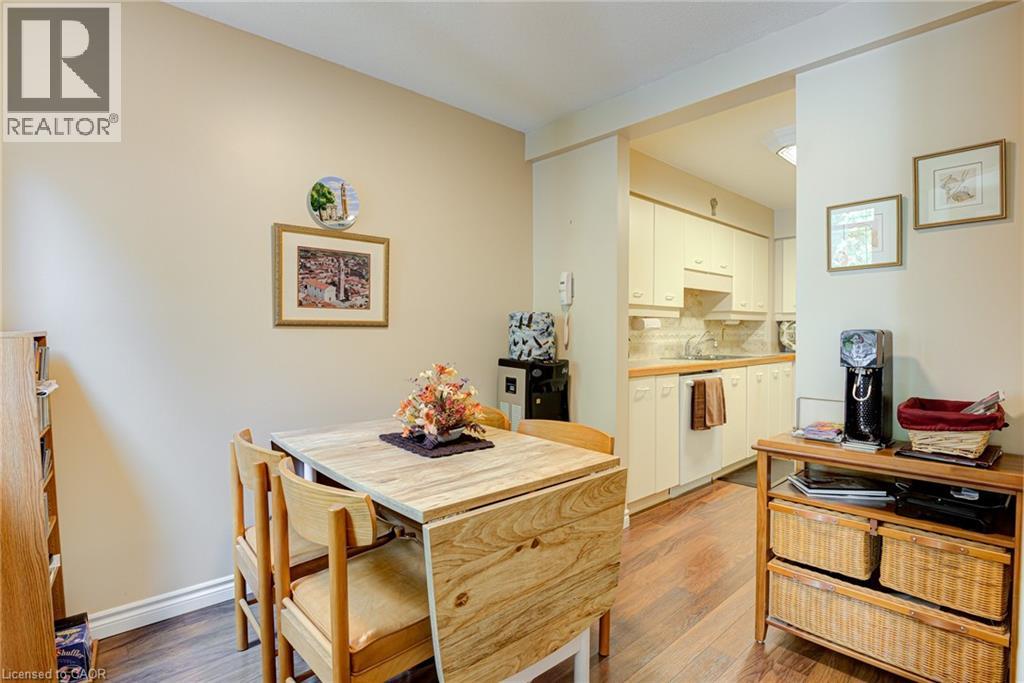 523 BEECHWOOD Drive Unit# 12 thumbnail 12