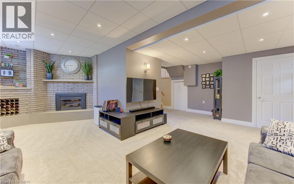10 BOSWORTH Crescent thumbnail 25