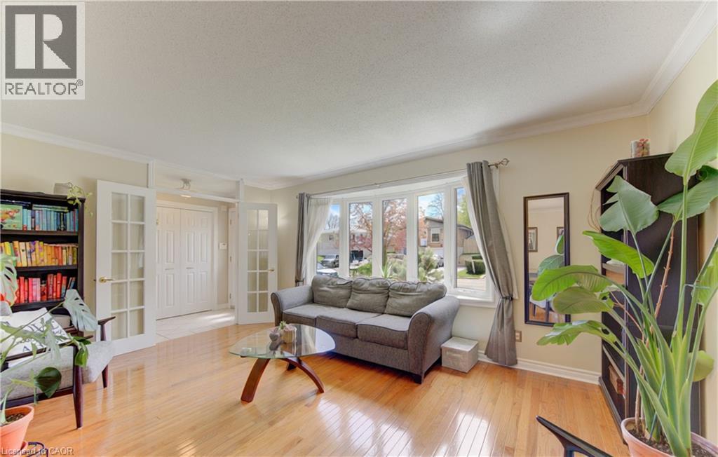 10 BOSWORTH Crescent thumbnail 9