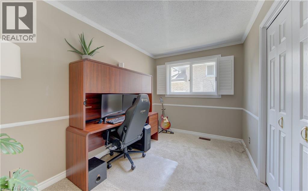 10 BOSWORTH Crescent thumbnail 32