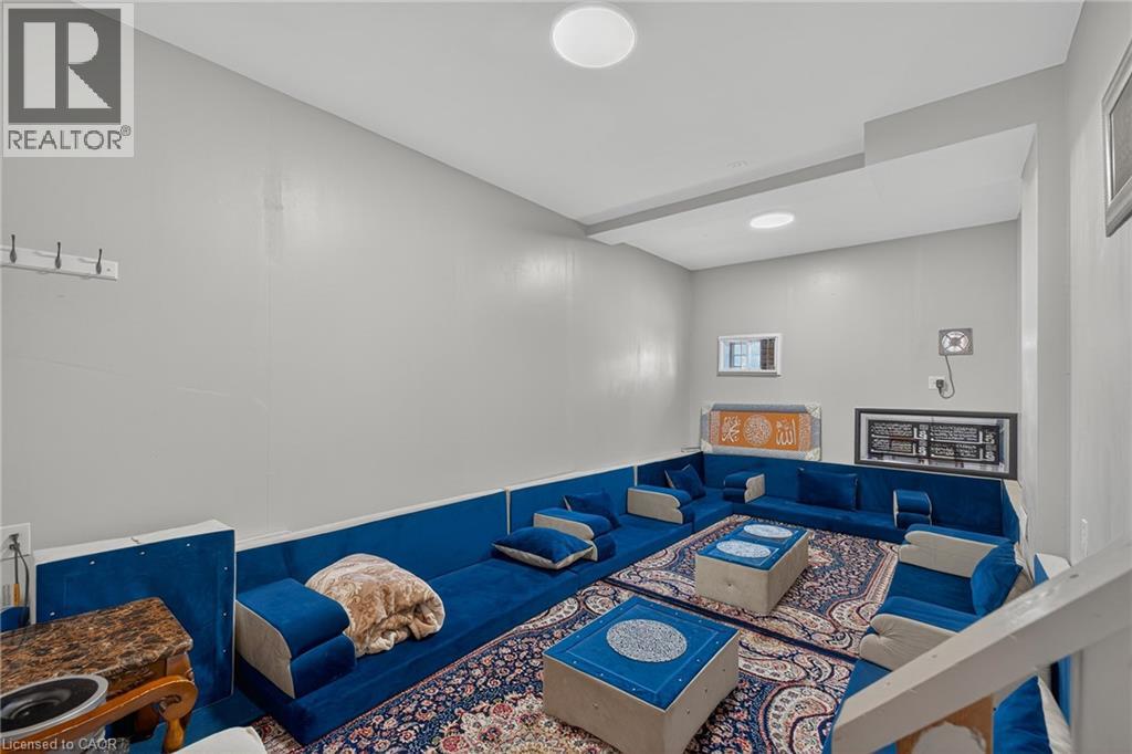 512 SNOWDROP Court thumbnail 17