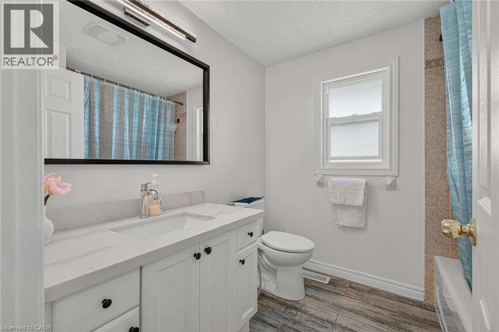 512 SNOWDROP Court thumbnail 23