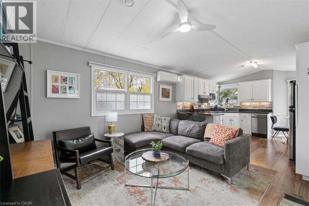 580 BEAVER CREEK Road Unit# 357 thumbnail 12