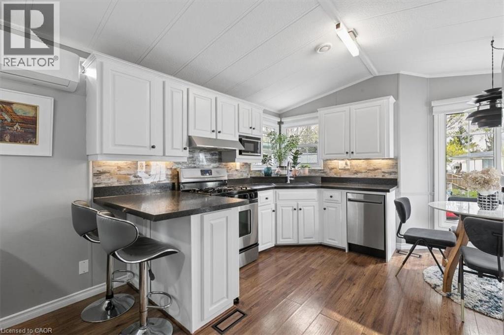 580 BEAVER CREEK Road Unit# 357 thumbnail 13