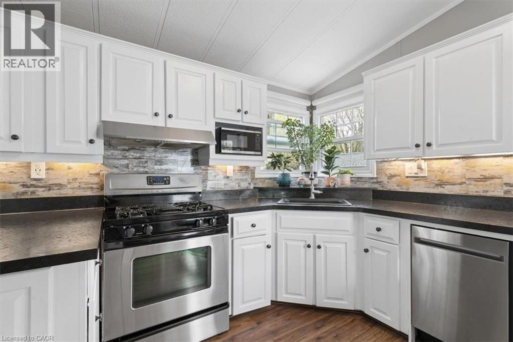 580 BEAVER CREEK Road Unit# 357 thumbnail 14