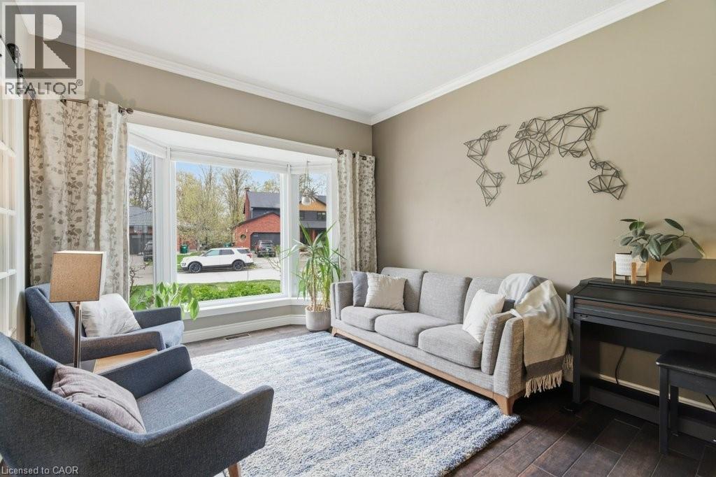242 CHELTONWOOD Crescent thumbnail 15