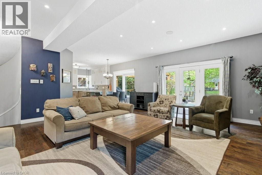 242 CHELTONWOOD Crescent thumbnail 6