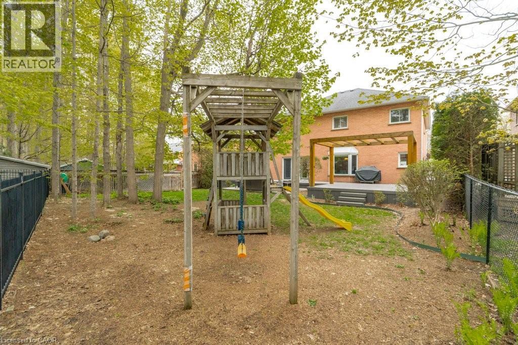 242 CHELTONWOOD Crescent thumbnail 44
