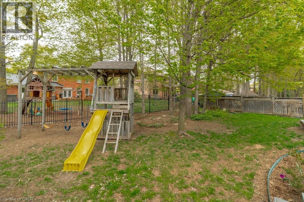 242 CHELTONWOOD Crescent thumbnail 43